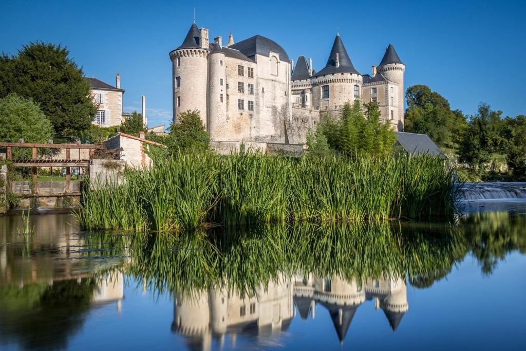 Les Halles Chambre D'hôtes Verteuil-sur-Charente Exterior foto